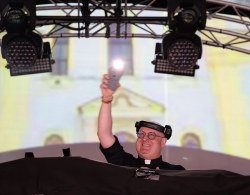 DJ Padre Guilherme atuará em festival belga em Maredesous
