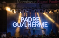 Fé e Eletrónica: 9.300 pessoas enchem Maredsous para o concerto do Padre Guilherme