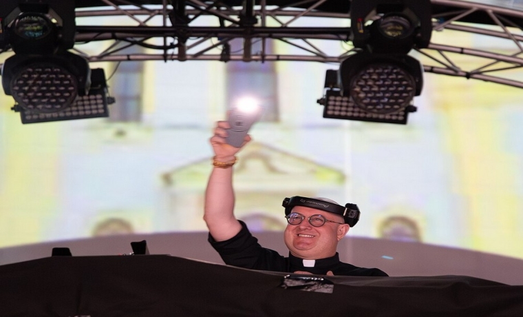 DJ Padre Guilherme atuará em festival belga em Maredesous